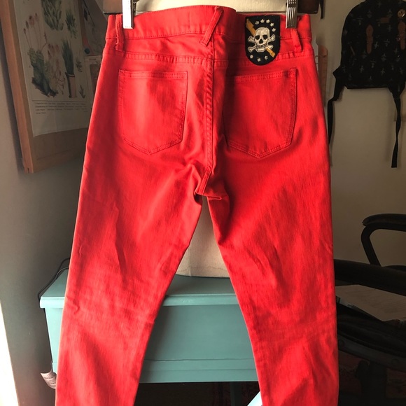 Red denim. - Picture 4 of 5